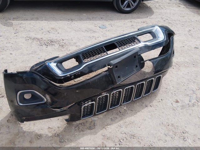 2015 Jeep Grand Cherokee Overland მანქანა იყიდება აუქციონზე, vin: 1C4RJFCM3FC618538, აუქციონის ნომერი: 45070291