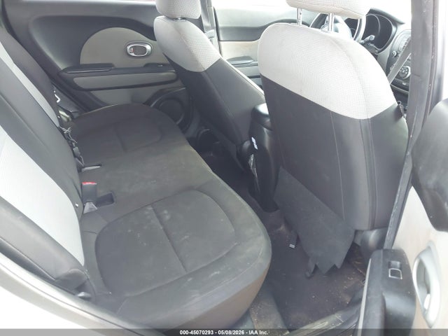 Продаж на аукціоні авто 2018 Kia Soul, vin: KNDJN2A29J7590127, номер лоту: 45070293