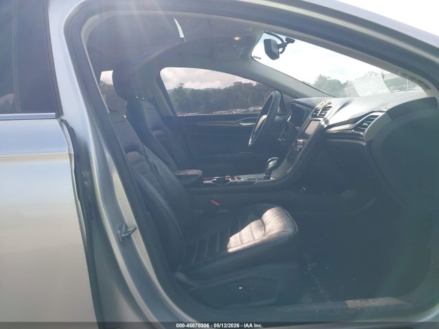 3FA6P0LU1ER173219 Ford Fusion Hybrid Se