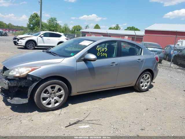 45070309 :رقم المزاد ، JM1BL1UG0B1378006 vin ، 2011 Mazda Mazda3 I Sport مزاد بيع