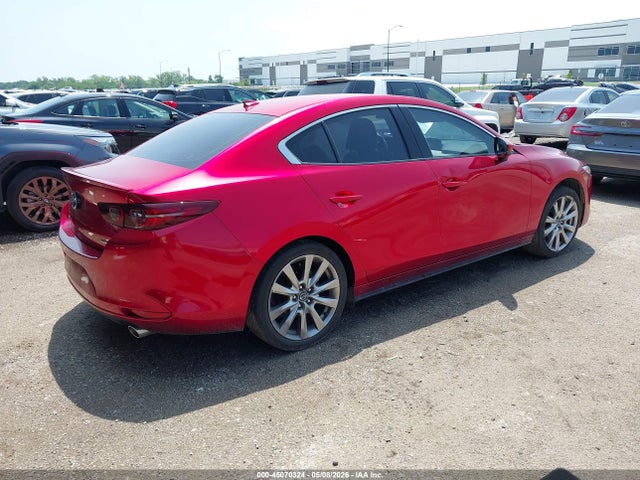 45070324 :رقم المزاد ، JM1BPADL0M1313385 vin ، 2021 Mazda Mazda3 Premium مزاد بيع