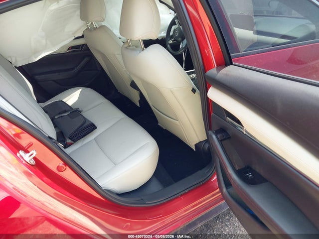 45070324 :رقم المزاد ، JM1BPADL0M1313385 vin ، 2021 Mazda Mazda3 Premium مزاد بيع