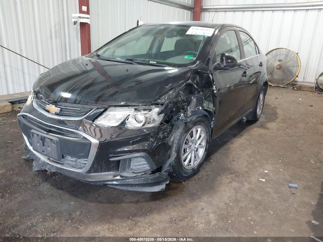 45070335 :رقم المزاد ، 1G1JD5SG6J4123207 vin ، 2018 Chevrolet Sonic Lt Auto مزاد بيع