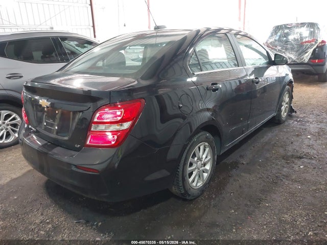 45070335 :رقم المزاد ، 1G1JD5SG6J4123207 vin ، 2018 Chevrolet Sonic Lt Auto مزاد بيع