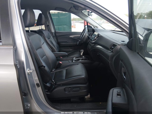 45070369 :رقم المزاد ، 5FPYK3F55JB002645 vin ، 2018 Honda Ridgeline Rtl مزاد بيع