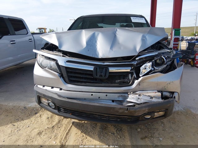 45070369 :رقم المزاد ، 5FPYK3F55JB002645 vin ، 2018 Honda Ridgeline Rtl مزاد بيع