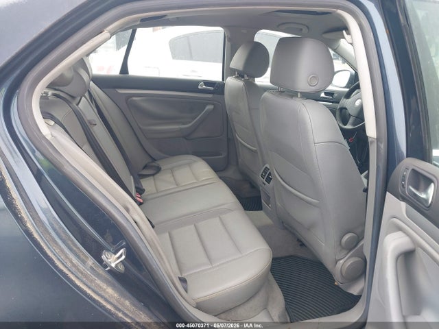 45070371 :رقم المزاد ، 3VWST71K76M658636 vin ، 2006 Volkswagen Jetta Tdi مزاد بيع