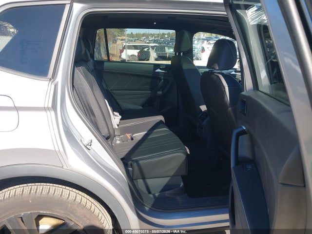 Продаж на аукціоні авто 2024 Volkswagen Tiguan 2.0t Se R-line Black, vin: 3VV8B7AX9RM196257, номер лоту: 45070375
