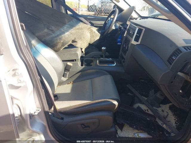 2008 Jeep Grand Cherokee Laredo მანქანა იყიდება აუქციონზე, vin: 1J8GR48K18C203564, აუქციონის ნომერი: 45070387