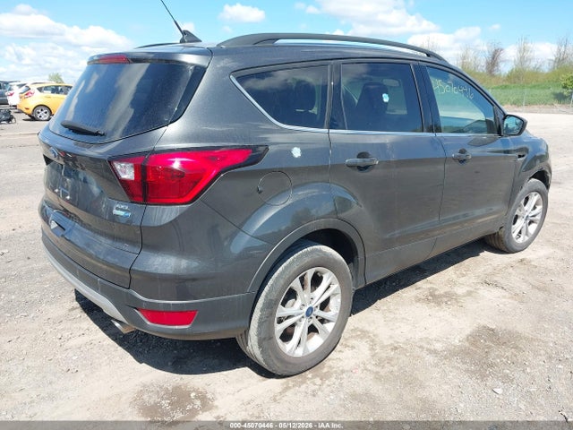 45070446 :رقم المزاد ، 1FMCU9HD4KUA58004 vin ، 2019 Ford Escape Sel مزاد بيع