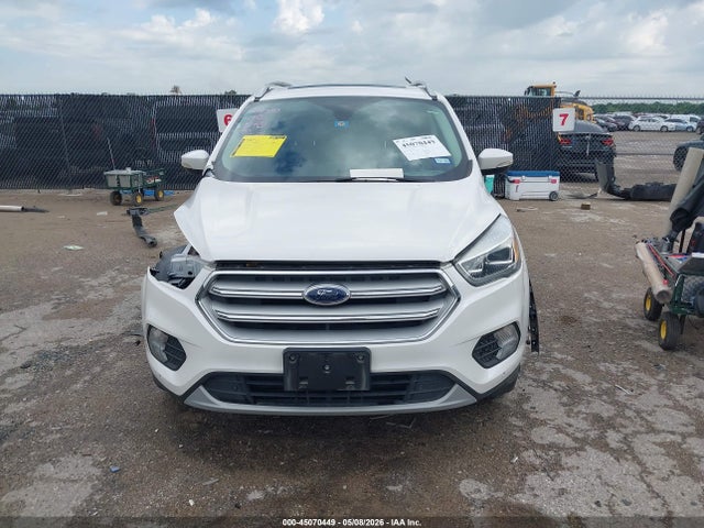 Продажа на аукционе авто 2018 Ford Escape Titanium, vin: 1FMCU0J96JUD20394, номер лота: 45070449