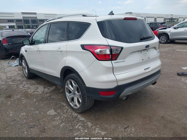 Продажа на аукционе авто 2018 Ford Escape Titanium, vin: 1FMCU0J96JUD20394, номер лота: 45070449