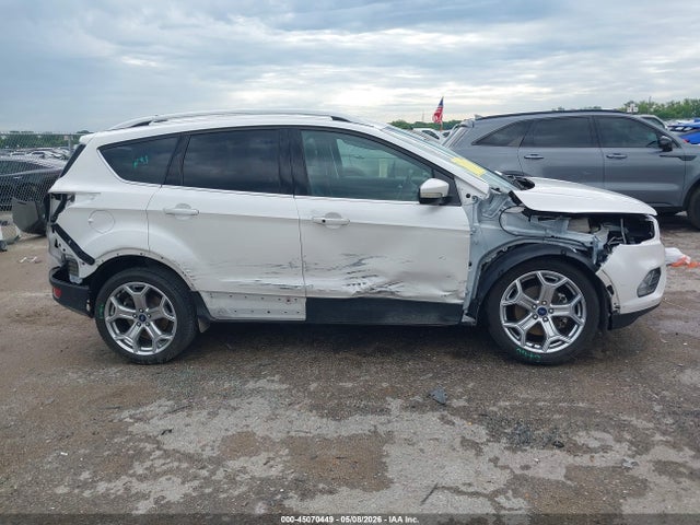 Продажа на аукционе авто 2018 Ford Escape Titanium, vin: 1FMCU0J96JUD20394, номер лота: 45070449