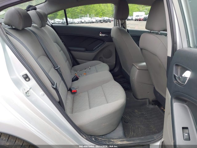 45070464 :رقم المزاد ، KNAFK4A66E5215078 vin ، 2014 Kia Forte Lx مزاد بيع