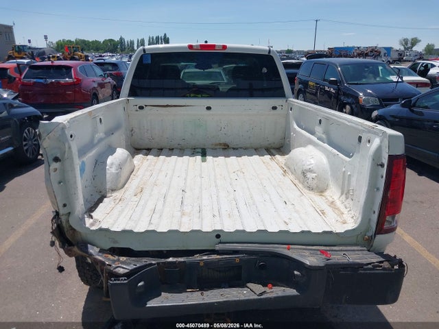 45070489 :رقم المزاد ، 1GTR2VE32BZ211152 vin ، 2011 Gmc Sierra 1500 Sle مزاد بيع