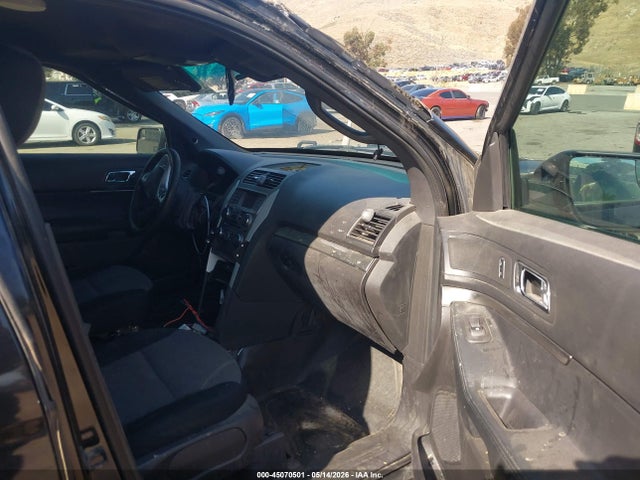 Продажа на аукционе авто 2014 Ford Utility Police Interceptor, vin: 1FM5K8AR7EGA70827, номер лота: 45070501