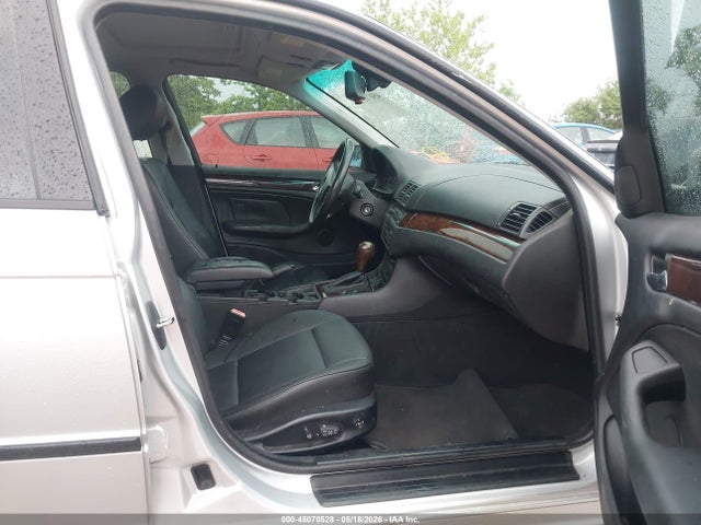 45070528 :رقم المزاد ، WBAEU33465PR15277 vin ، 2005 Bmw 325xi مزاد بيع