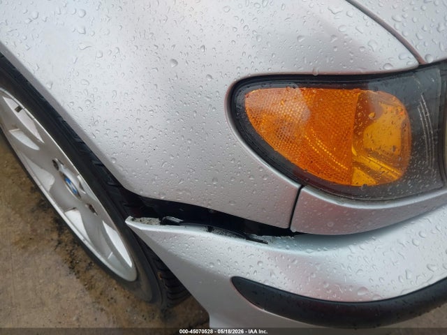 45070528 :رقم المزاد ، WBAEU33465PR15277 vin ، 2005 Bmw 325xi مزاد بيع