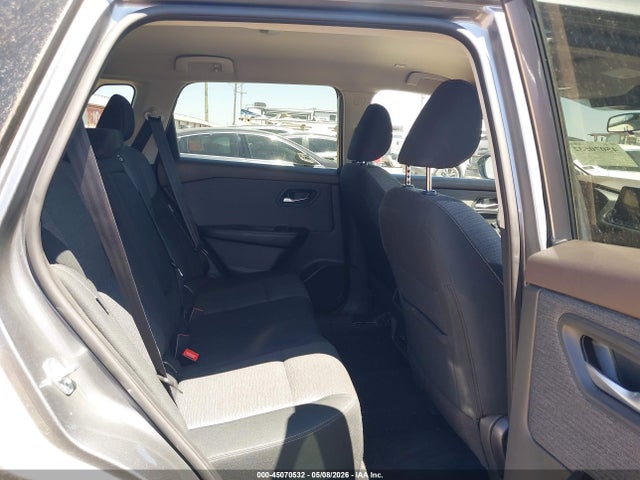 45070532 :رقم المزاد ، 5N1BT3BB0PC923860 vin ، 2023 Nissan Rogue Sv Intelligent Awd مزاد بيع