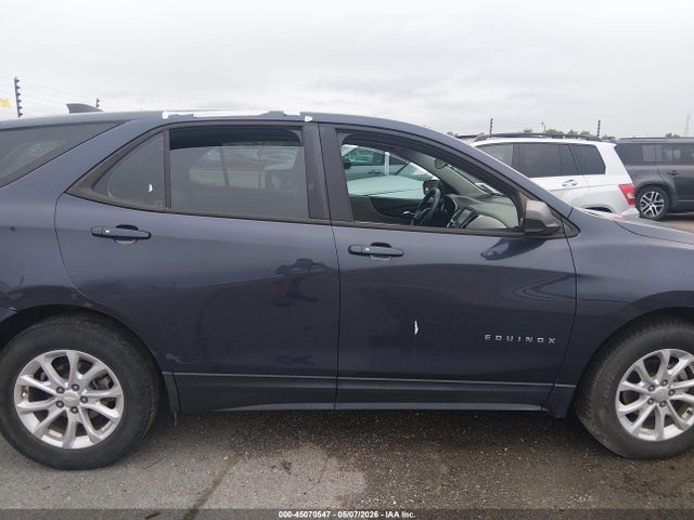 3GNAXHEV3JS615808 Chevrolet EQUINOX LS