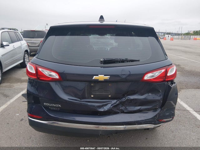 3GNAXHEV3JS615808 Chevrolet EQUINOX LS