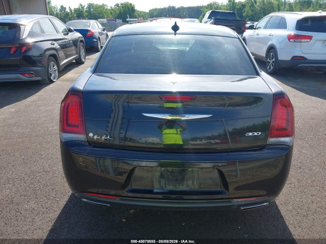 Aukcja sprzedaży 2016 Chrysler 300 300s, vin: 2C3CCABG3GH329015, numer aukcji: 45070555