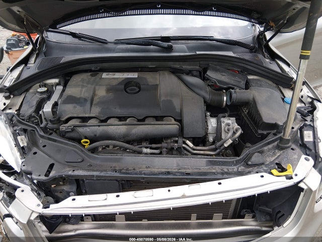 Продажа на аукционе авто 2015 Volvo Xc60 T6 Platinum, vin: YV4902RM3F2638598, номер лота: 45070590