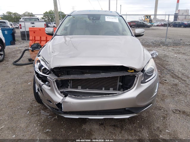 Продажа на аукционе авто 2015 Volvo Xc60 T6 Platinum, vin: YV4902RM3F2638598, номер лота: 45070590