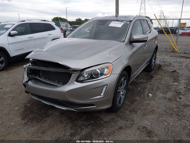 Продажа на аукционе авто 2015 Volvo Xc60 T6 Platinum, vin: YV4902RM3F2638598, номер лота: 45070590