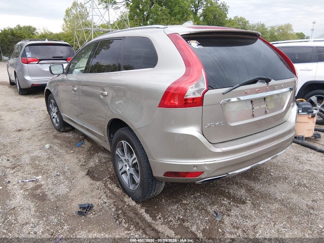 Продажа на аукционе авто 2015 Volvo Xc60 T6 Platinum, vin: YV4902RM3F2638598, номер лота: 45070590