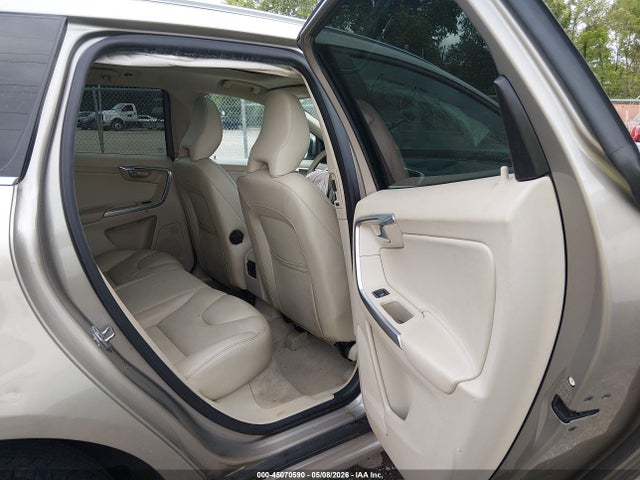 Продажа на аукционе авто 2015 Volvo Xc60 T6 Platinum, vin: YV4902RM3F2638598, номер лота: 45070590