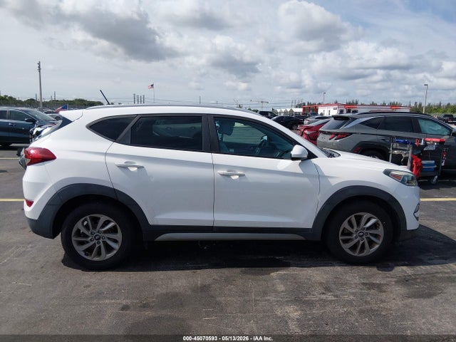 2017 Hyundai Tucson Se მანქანა იყიდება აუქციონზე, vin: KM8J33A42HU283919, აუქციონის ნომერი: 45070593