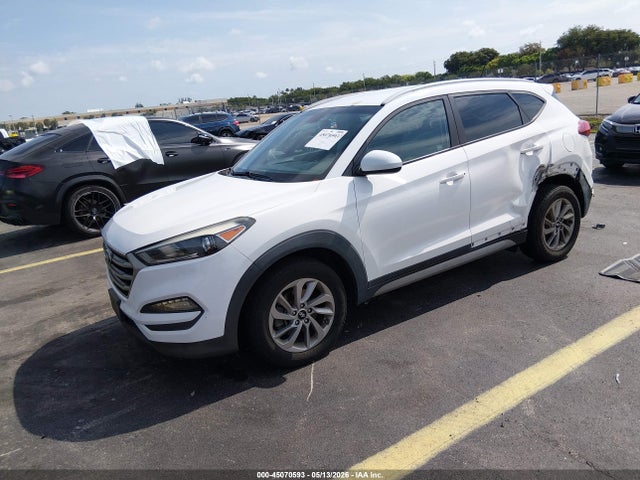 2017 Hyundai Tucson Se მანქანა იყიდება აუქციონზე, vin: KM8J33A42HU283919, აუქციონის ნომერი: 45070593