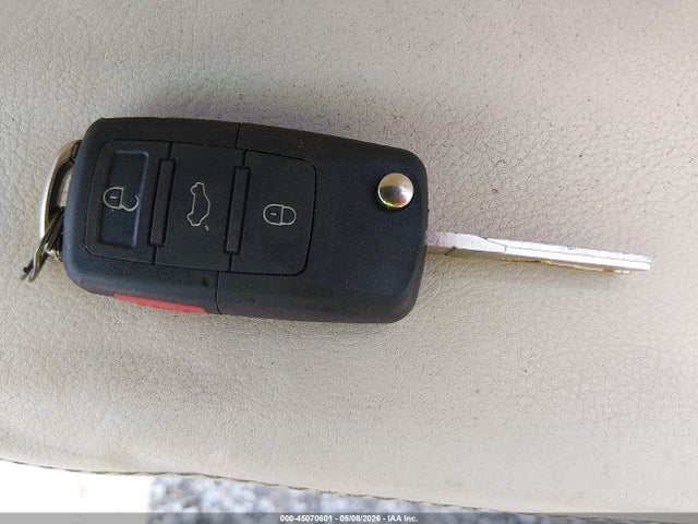 45070601 :رقم المزاد ، 3VWRX7AJ3AM018751 vin ، 2010 Volkswagen Jetta Se مزاد بيع