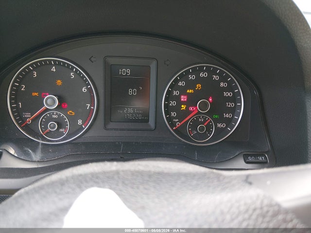 45070601 :رقم المزاد ، 3VWRX7AJ3AM018751 vin ، 2010 Volkswagen Jetta Se مزاد بيع
