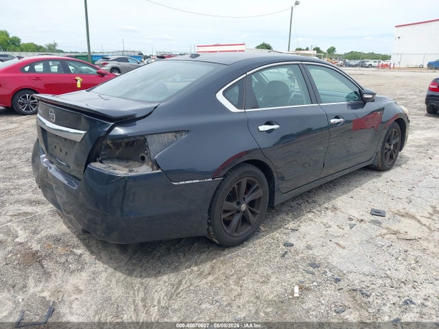 Auction sale of the 2015 Nissan Altima 2.5 Sl, vin: 1N4AL3AP4FN905867, lot number: 45070607