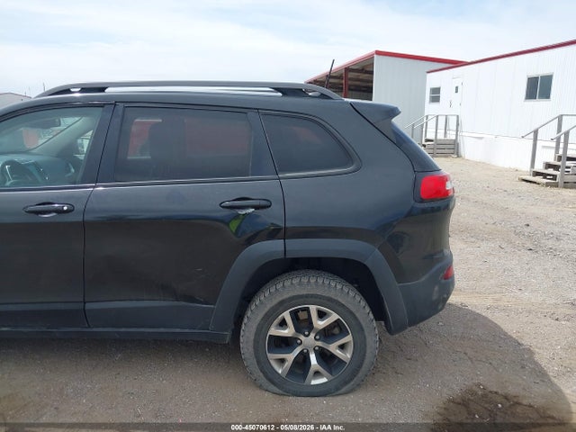 Продаж на аукціоні авто 2016 Jeep Cherokee Trailhawk, vin: 1C4PJMBB0GW121071, номер лоту: 45070612