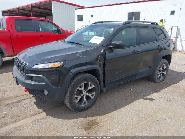 Продаж на аукціоні авто 2016 Jeep Cherokee Trailhawk, vin: 1C4PJMBB0GW121071, номер лоту: 45070612