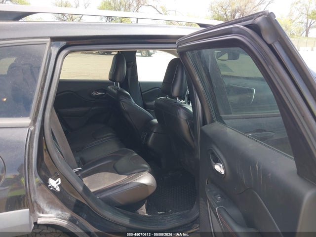 Продаж на аукціоні авто 2016 Jeep Cherokee Trailhawk, vin: 1C4PJMBB0GW121071, номер лоту: 45070612