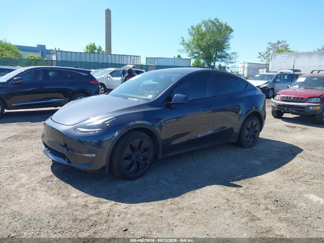Продаж на аукціоні авто 2024 Tesla Model Y Long Range Dual Motor All-wheel Drive, vin: 7SAYGDEE7RF196496, номер лоту: 45070616