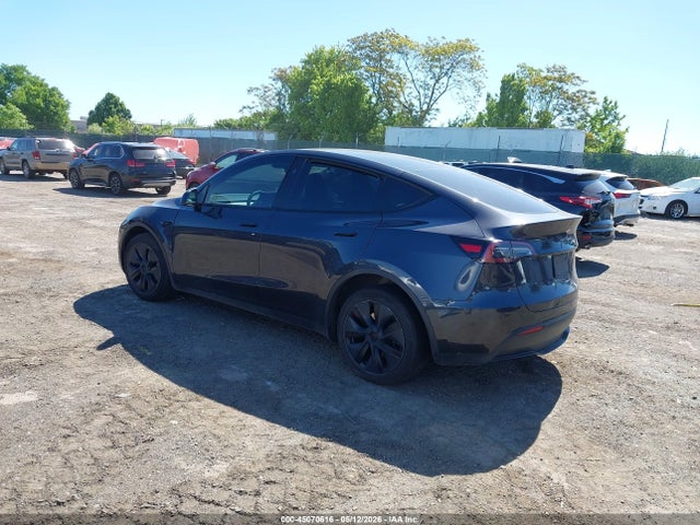 Продаж на аукціоні авто 2024 Tesla Model Y Long Range Dual Motor All-wheel Drive, vin: 7SAYGDEE7RF196496, номер лоту: 45070616