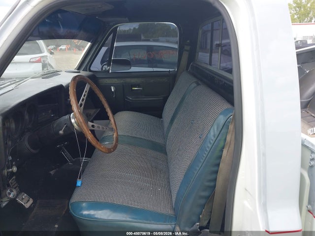 45070619 :رقم المزاد ، 1GCCC14DXBB122329 vin ، 1981 Chevrolet C10 مزاد بيع