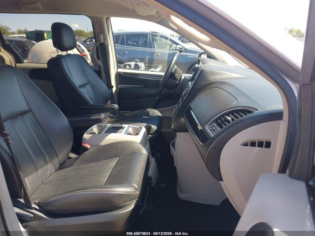 45070633 :رقم المزاد ، 2C4RC1BGXER348190 vin ، 2014 Chrysler Town & Country Touring مزاد بيع