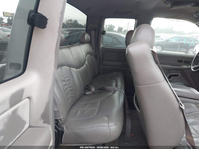 45070636 :رقم المزاد ، 2GCEC19T811242010 vin ، 2001 Chevrolet Silverado 1500 Lt مزاد بيع