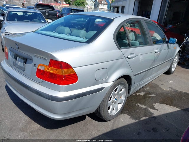 45070652 :رقم المزاد ، WBAEU33473PM52269 vin ، 2003 Bmw 325xi مزاد بيع