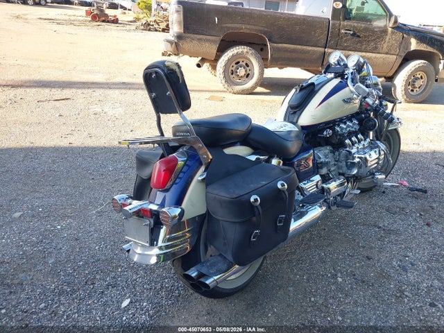 1998 Honda Gl1500 C/2 მანქანა იყიდება აუქციონზე, vin: 1HFSC3409WA101641, აუქციონის ნომერი: 45070653