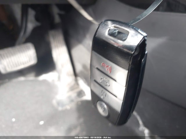 Продажа на аукционе авто 2014 Kia Soul +, vin: KNDJP3A5XE7100780, номер лота: 45070663