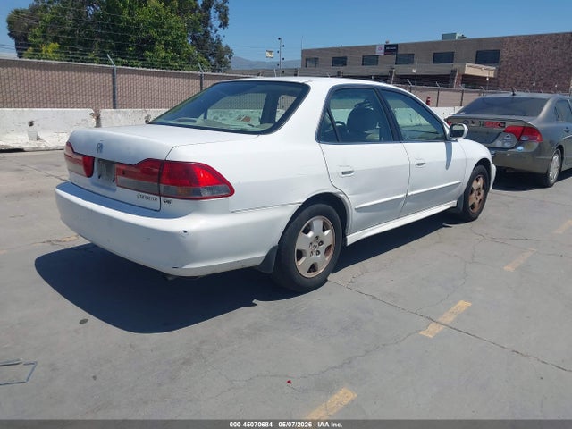 45070684 :رقم المزاد ، 1HGCG165X2A020286 vin ، 2002 Honda Accord 3.0 Ex مزاد بيع
