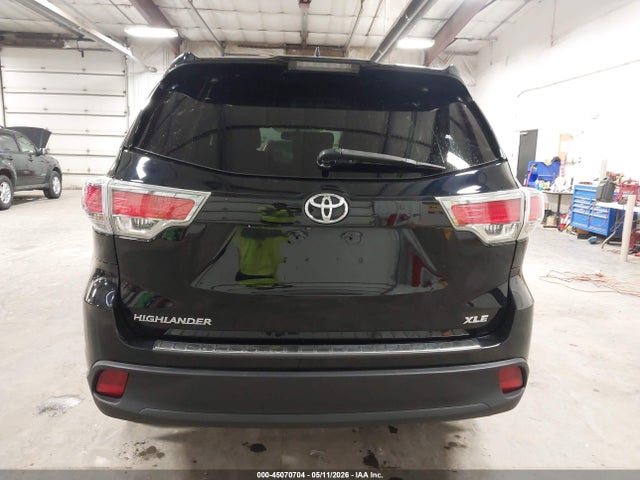 Aukcja sprzedaży 2015 Toyota Highlander Xle V6, vin: 5TDKKRFH9FS102276, numer aukcji: 45070704