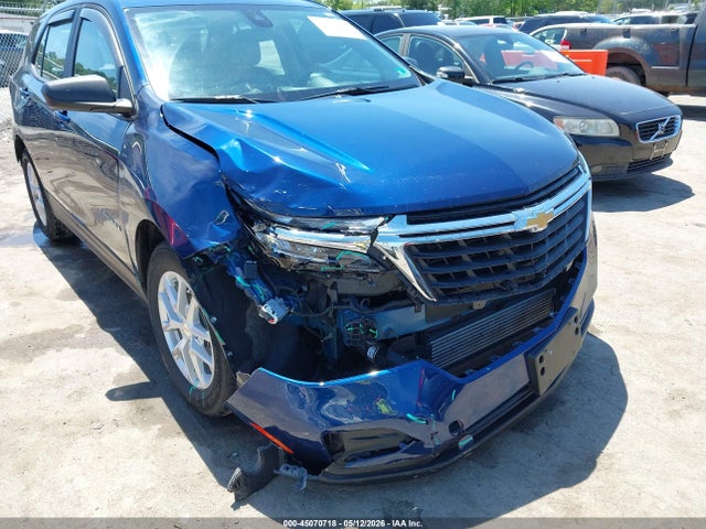 3GNAXHEV1NS225358 Chevrolet Equinox Fwd Ls